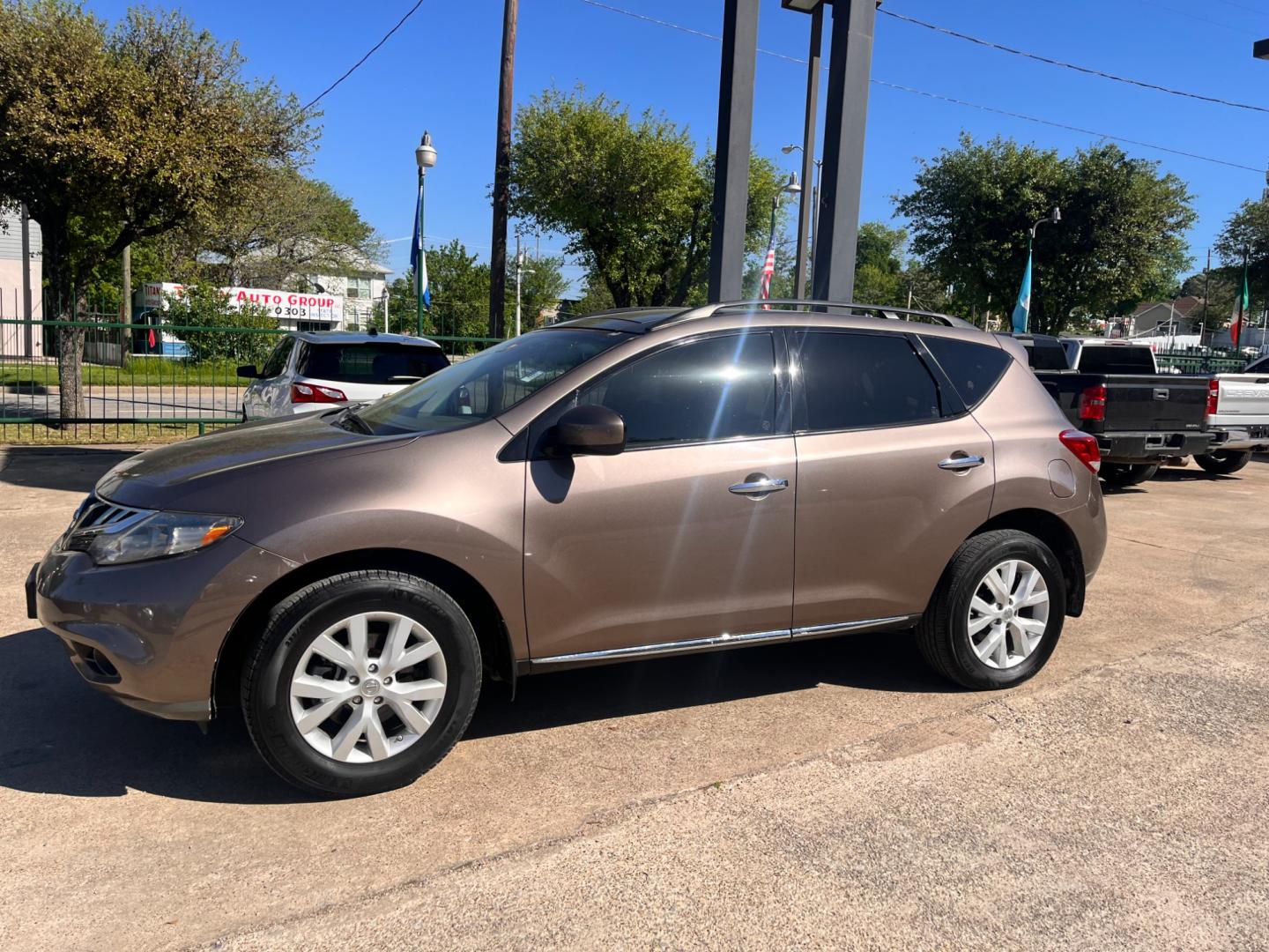 2012 Brown Nissan Murano (JN8AZ1MU3CW) , located at 945 E. Jefferson Blvd, Dallas, TX, 75203, (214) 943-7777, 32.752514, -96.811630 - Photo#0